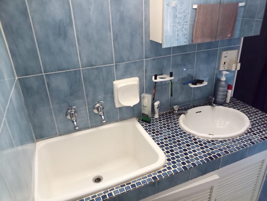 To Let 2 Bedroom Property for Rent in Robin Hills Gauteng