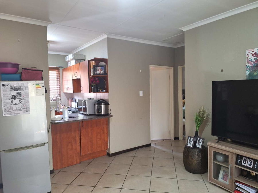 To Let 2 Bedroom Property for Rent in Wilgeheuwel Gauteng