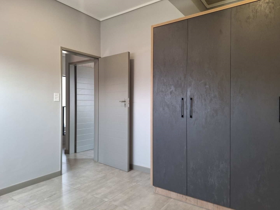 To Let 4 Bedroom Property for Rent in Honeydew Gauteng