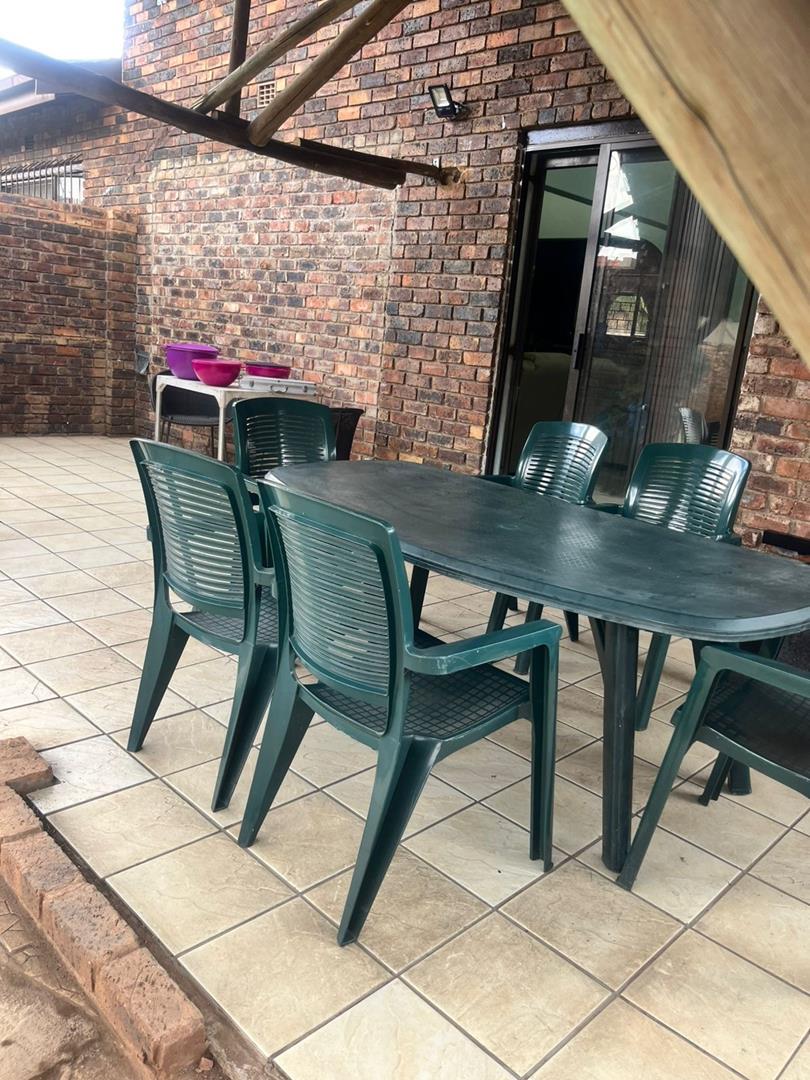 To Let 3 Bedroom Property for Rent in Klippoortjie A H Gauteng