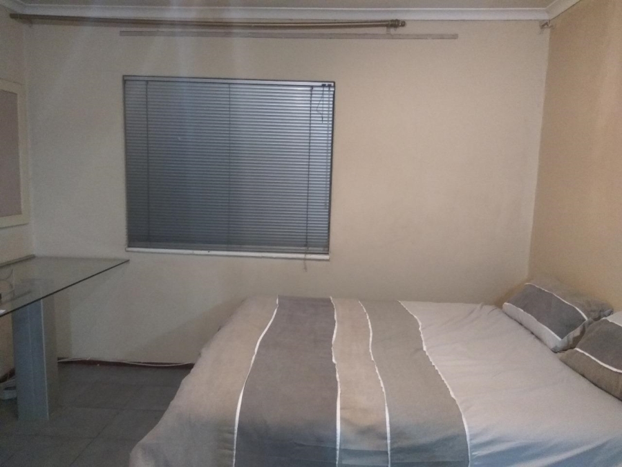 1 Bedroom Property for Sale in Hatfield Gauteng