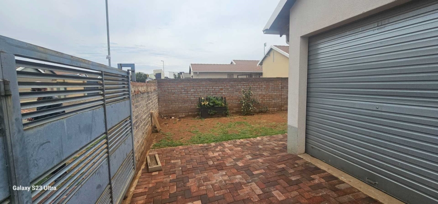 2 Bedroom Property for Sale in Brakpan Gauteng