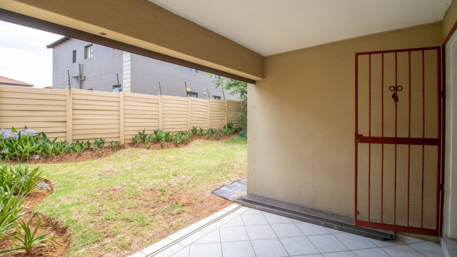 2 Bedroom Property for Sale in Goedeburg Gauteng