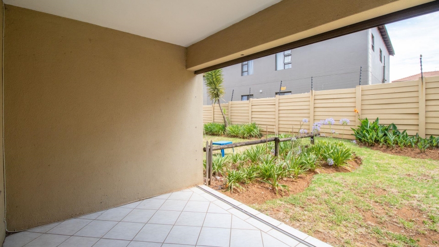 2 Bedroom Property for Sale in Goedeburg Gauteng