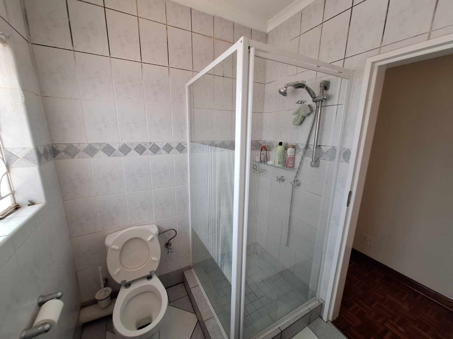 To Let 3 Bedroom Property for Rent in Northcliff Gauteng