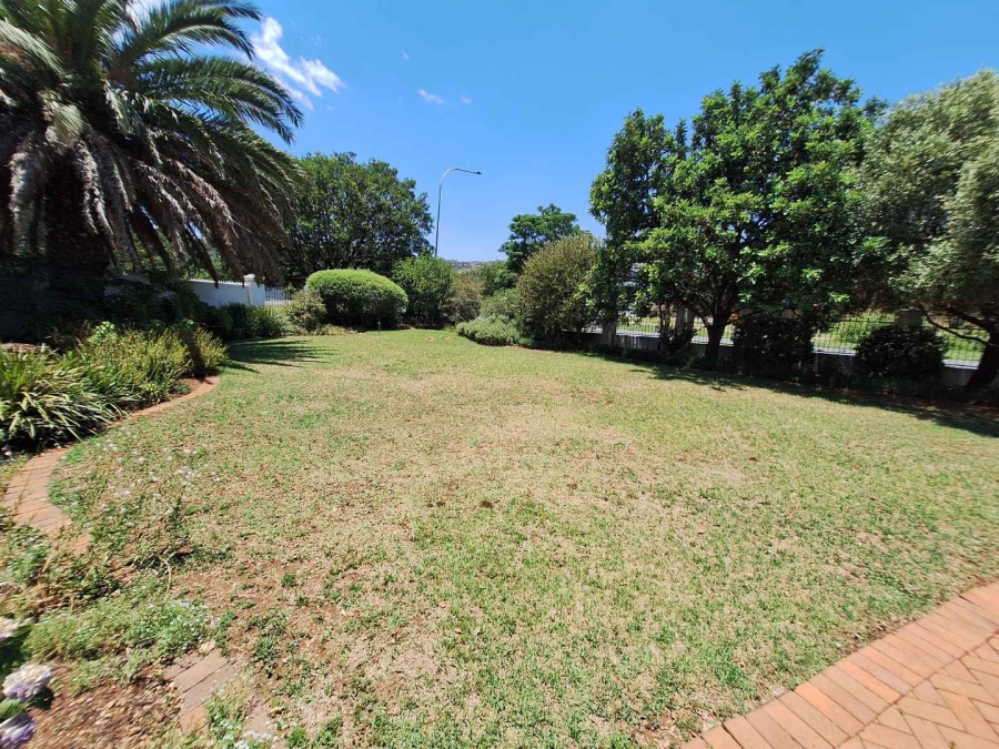 To Let 3 Bedroom Property for Rent in Northcliff Gauteng