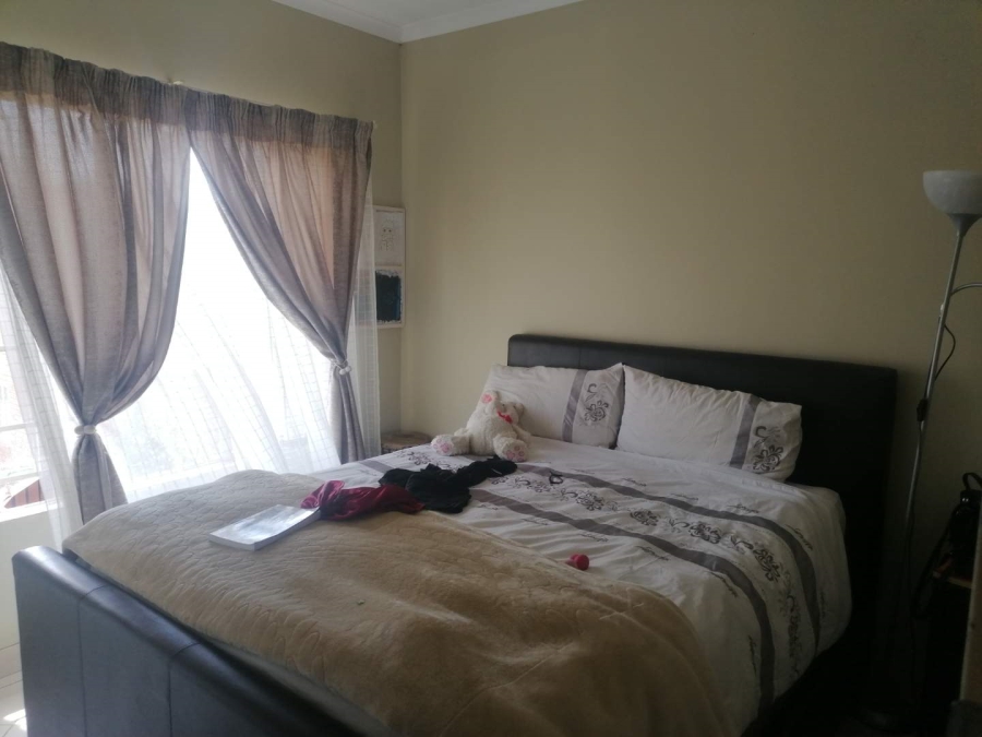 2 Bedroom Property for Sale in Equestria Gauteng