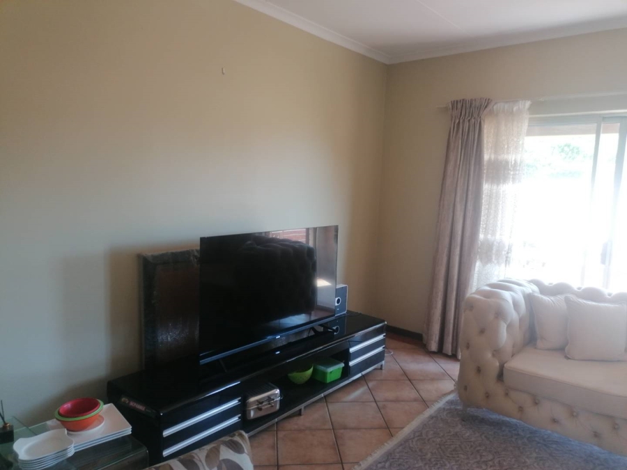 2 Bedroom Property for Sale in Equestria Gauteng