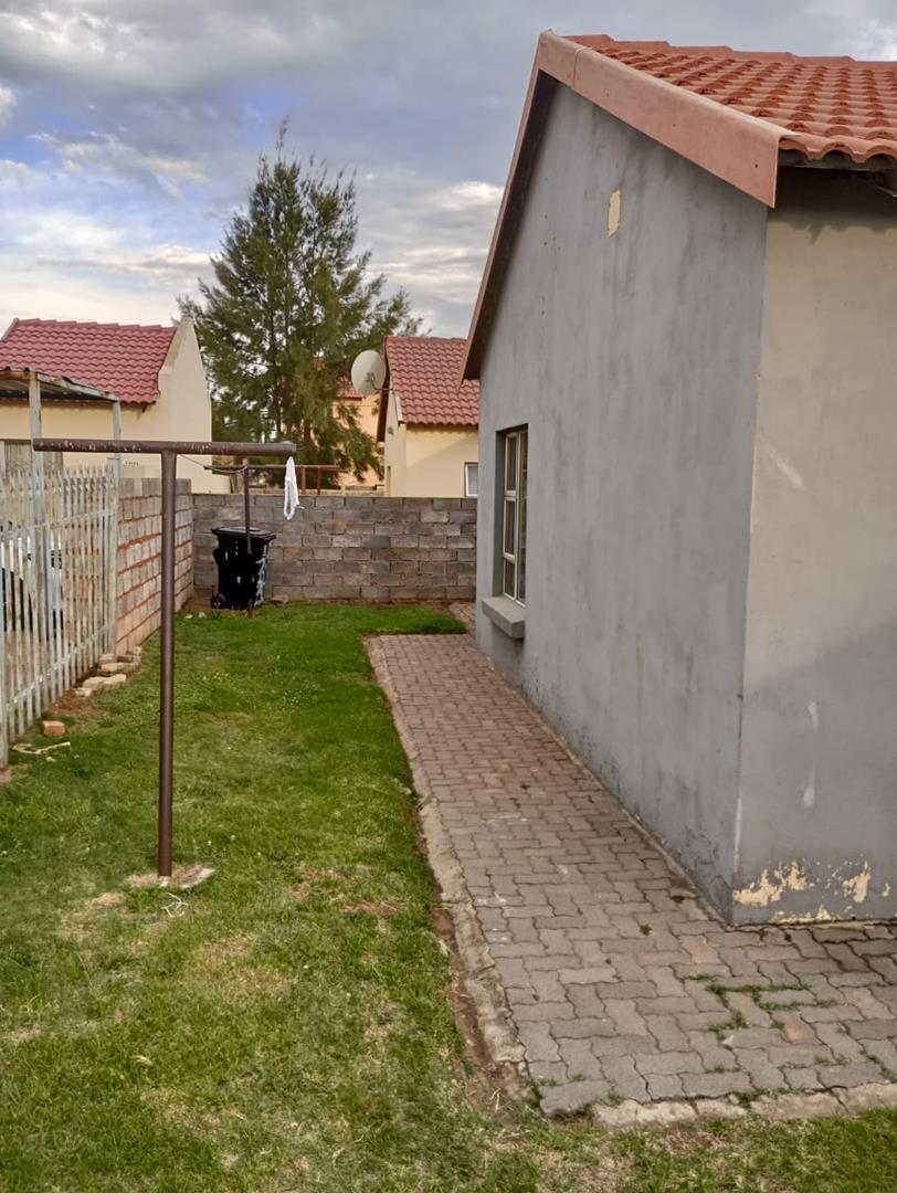 To Let 3 Bedroom Property for Rent in Sharon Park Gauteng