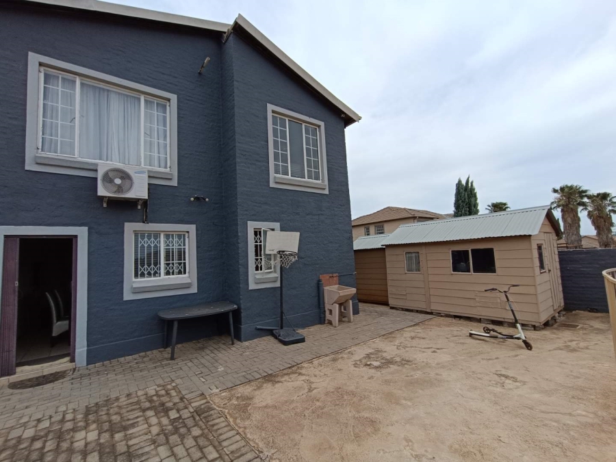 3 Bedroom Property for Sale in Heuwelsig Estate Gauteng