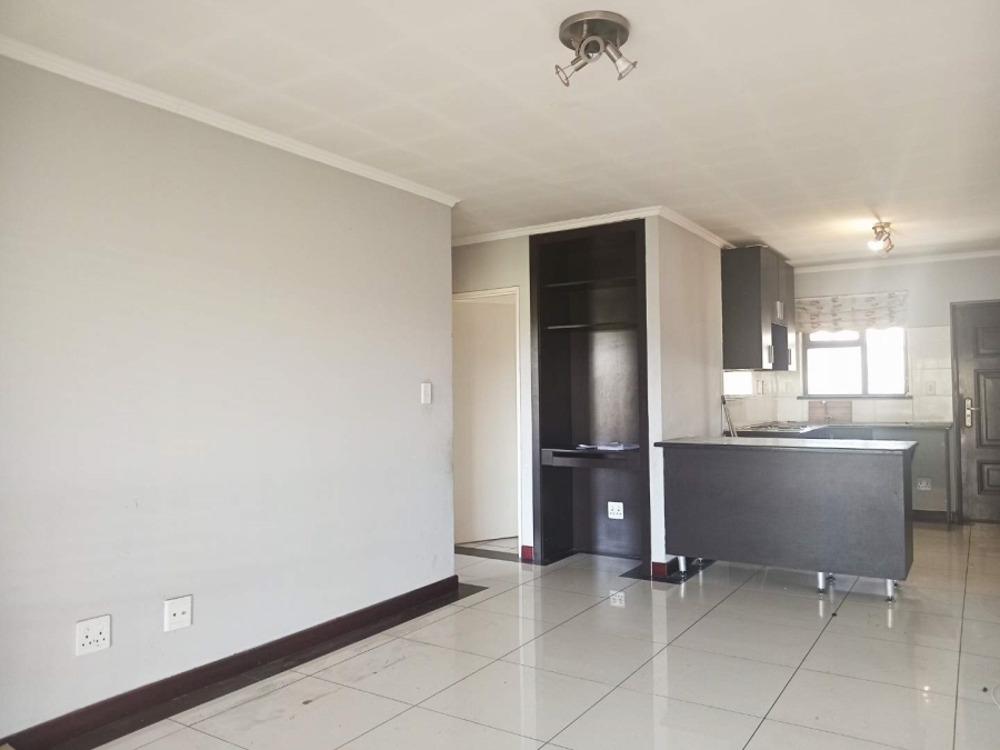 To Let 2 Bedroom Property for Rent in Noordwyk Gauteng