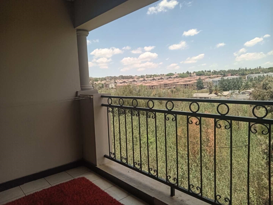 To Let 2 Bedroom Property for Rent in Noordwyk Gauteng