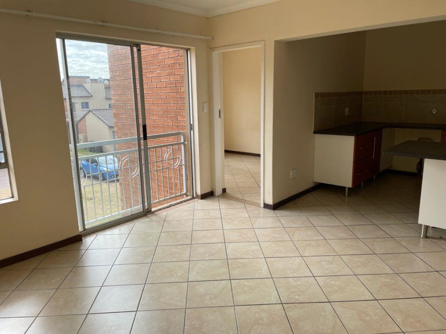 To Let 2 Bedroom Property for Rent in Noordwyk Gauteng