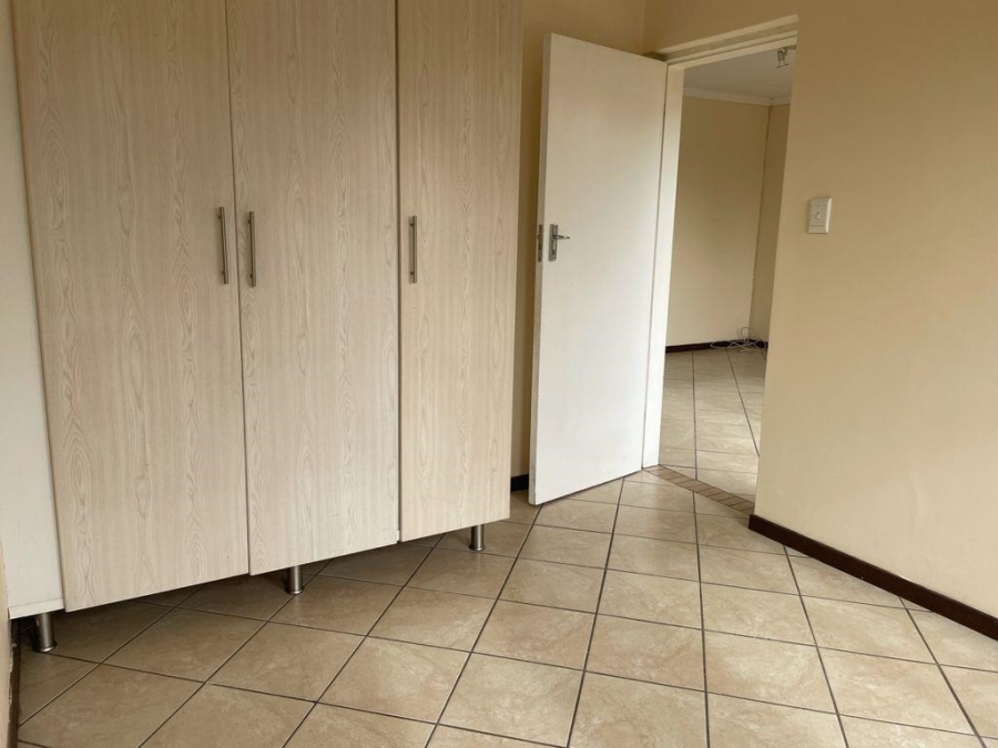 To Let 2 Bedroom Property for Rent in Noordwyk Gauteng