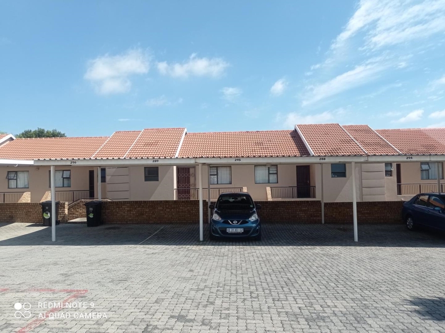 To Let 2 Bedroom Property for Rent in Noordhang Gauteng