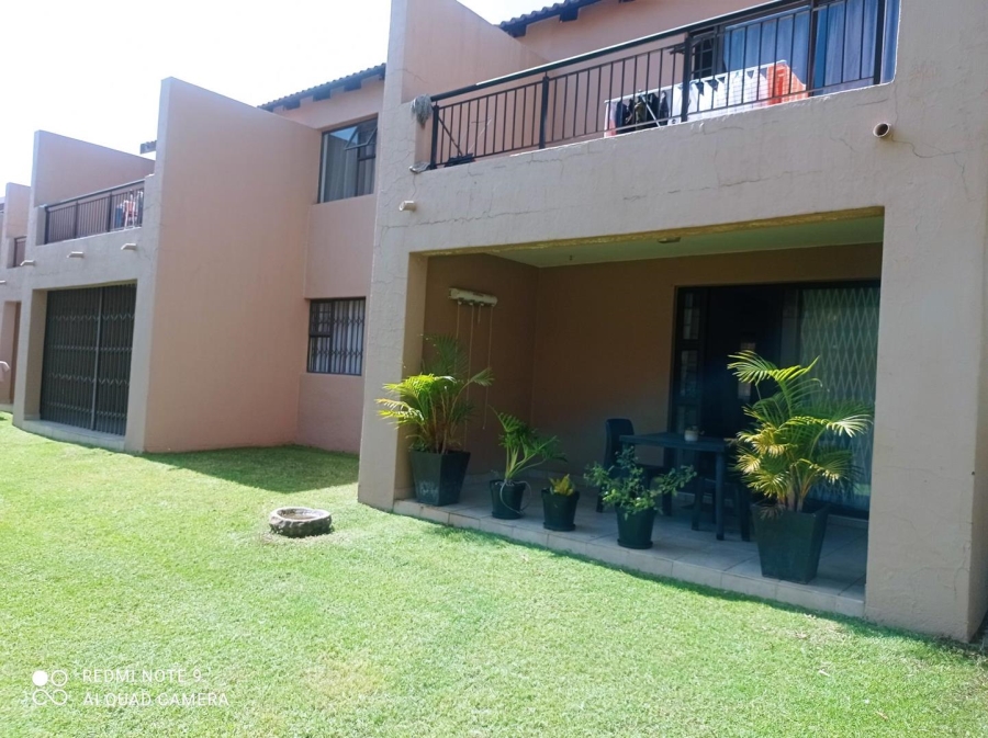 To Let 2 Bedroom Property for Rent in Noordhang Gauteng