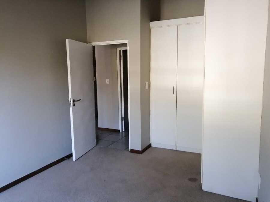 To Let 1 Bedroom Property for Rent in Jackal Creek Golf Estate Gauteng