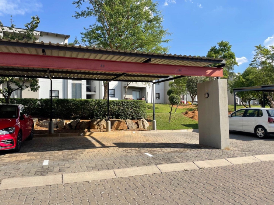 To Let 2 Bedroom Property for Rent in Jackal Creek Golf Estate Gauteng