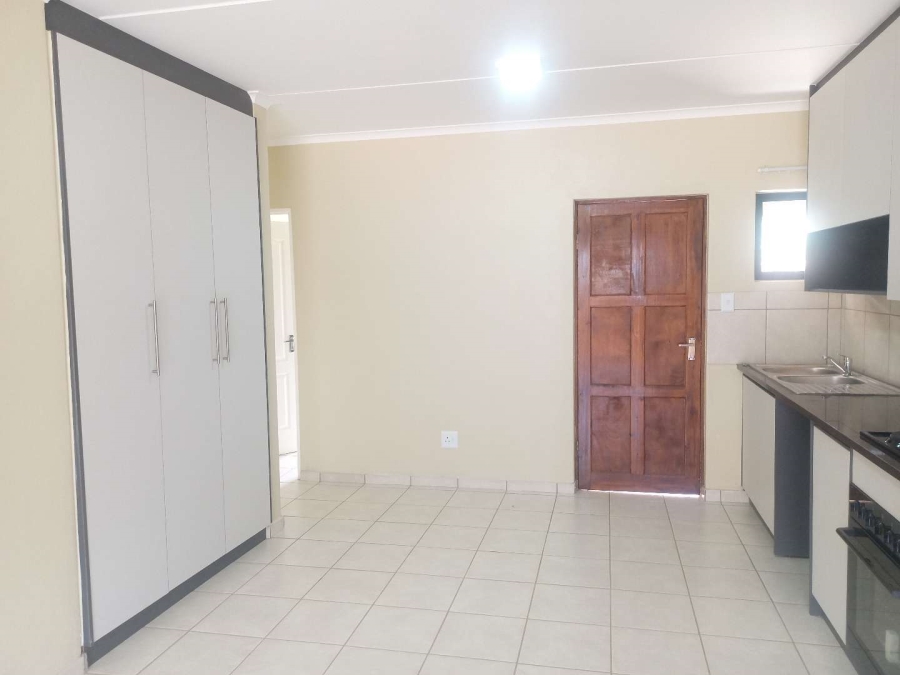 To Let 3 Bedroom Property for Rent in Cloverdene Gauteng