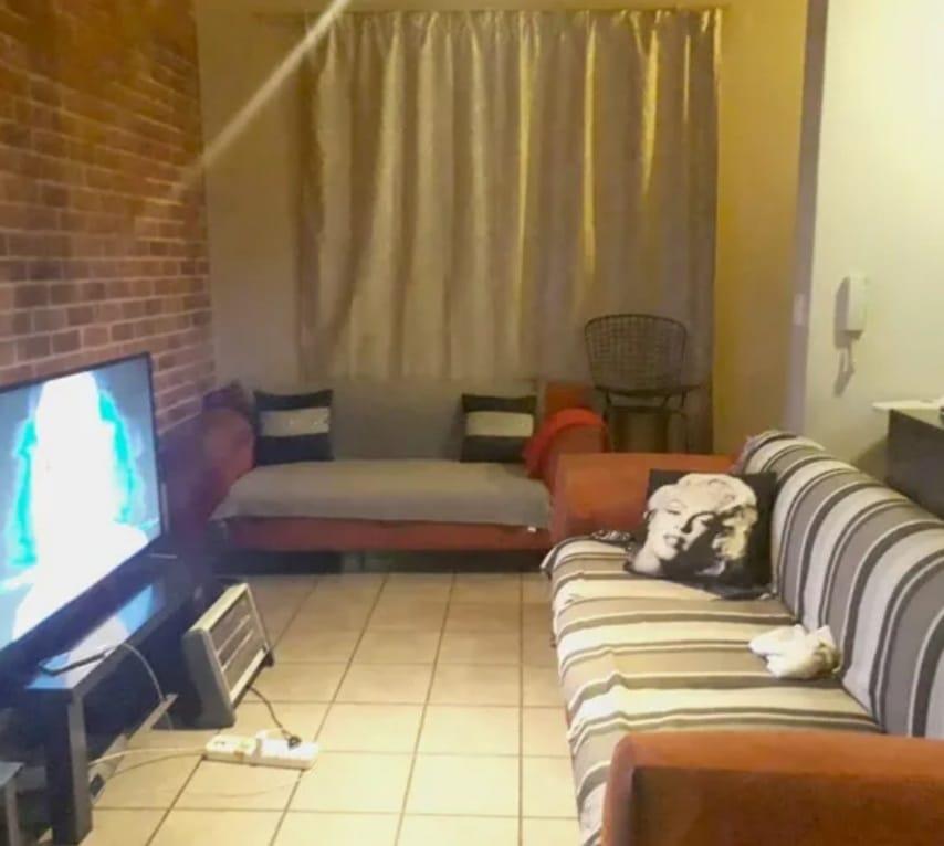 To Let 1 Bedroom Property for Rent in Houghton Gauteng