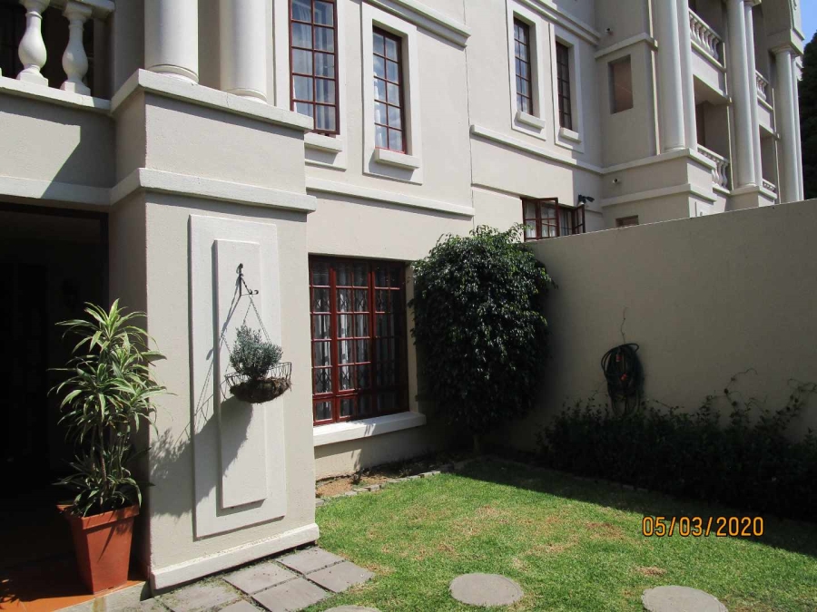 To Let 2 Bedroom Property for Rent in Morningside Gauteng