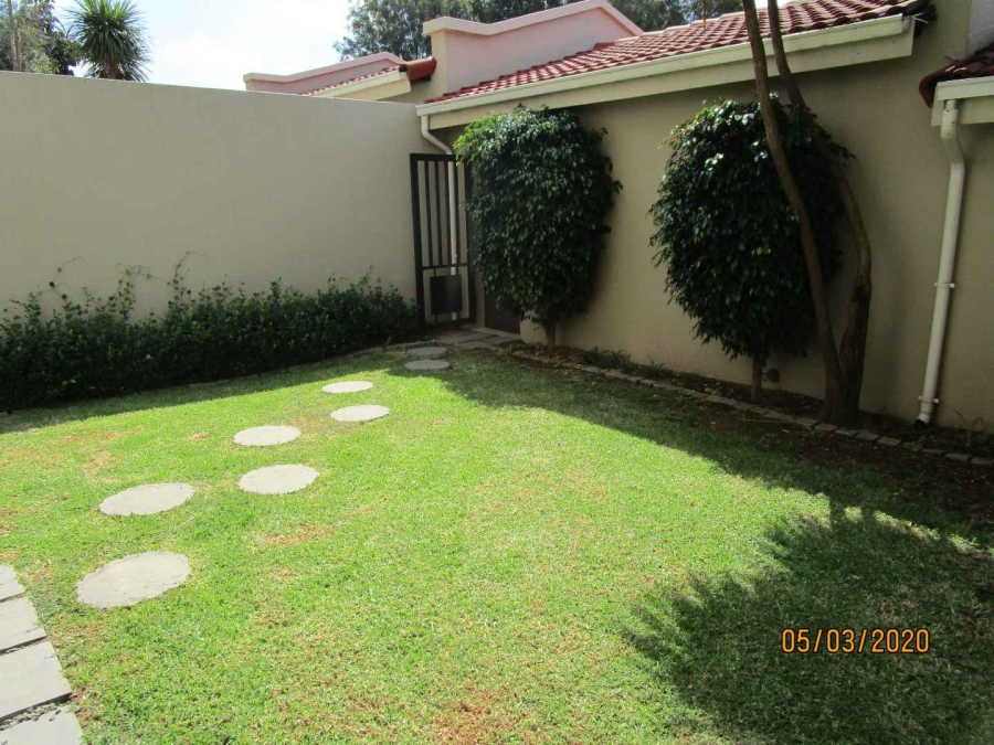 To Let 2 Bedroom Property for Rent in Morningside Gauteng