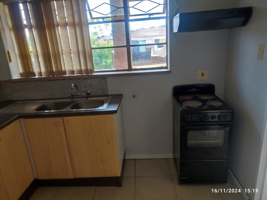 To Let 2 Bedroom Property for Rent in Dawnview Gauteng