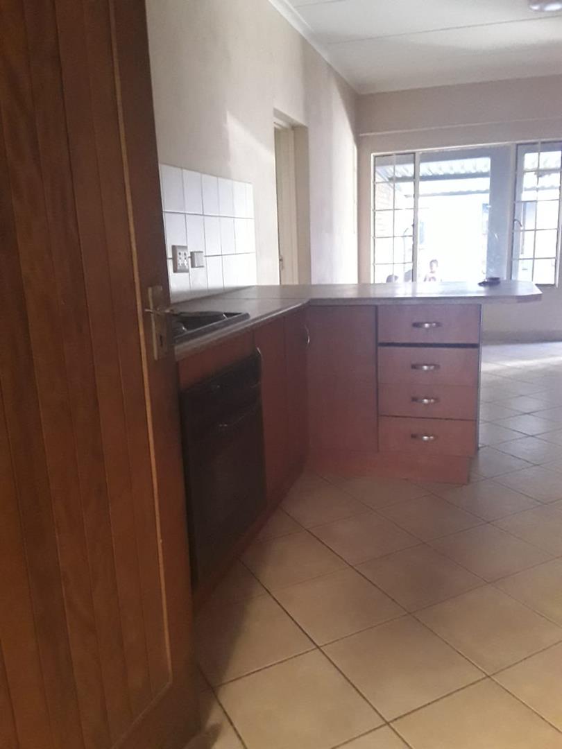 To Let 3 Bedroom Property for Rent in Elspark Gauteng