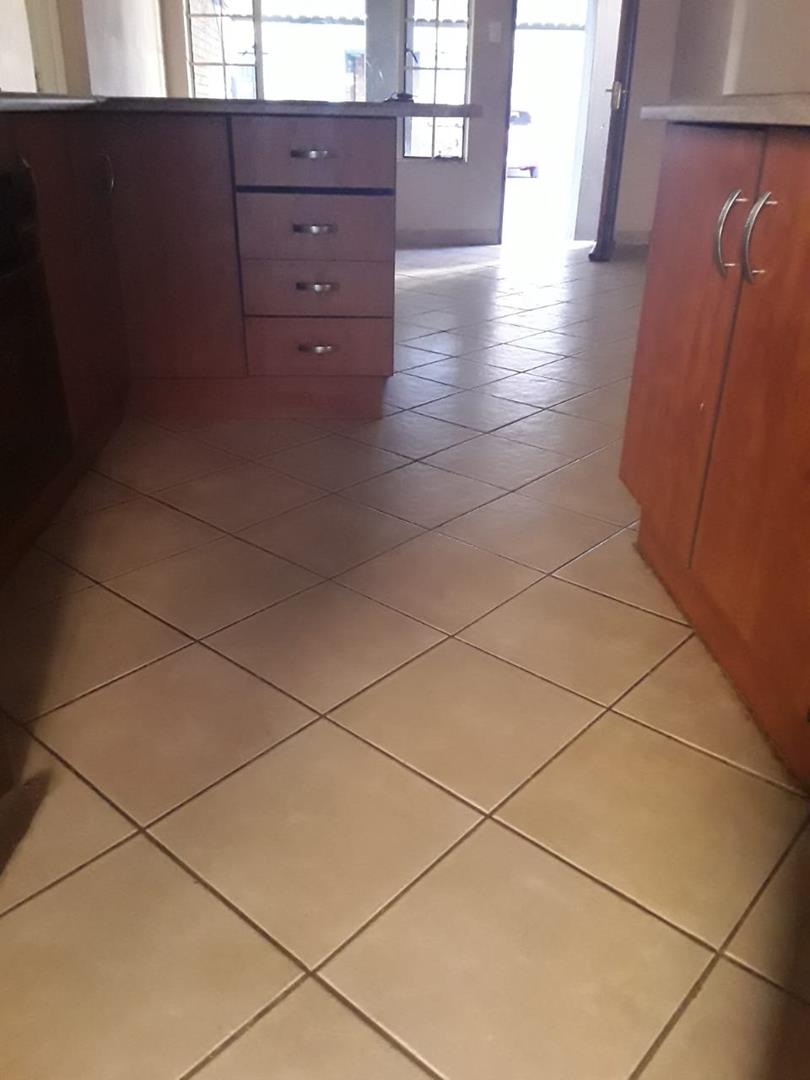 To Let 3 Bedroom Property for Rent in Elspark Gauteng