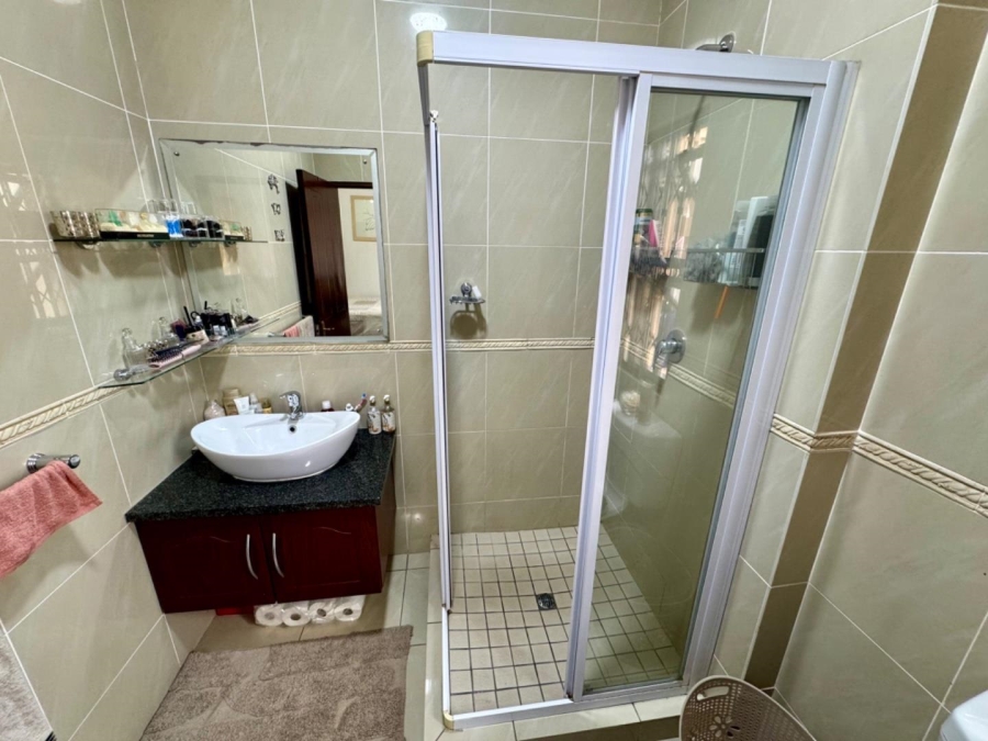 2 Bedroom Property for Sale in Bassonia Gauteng