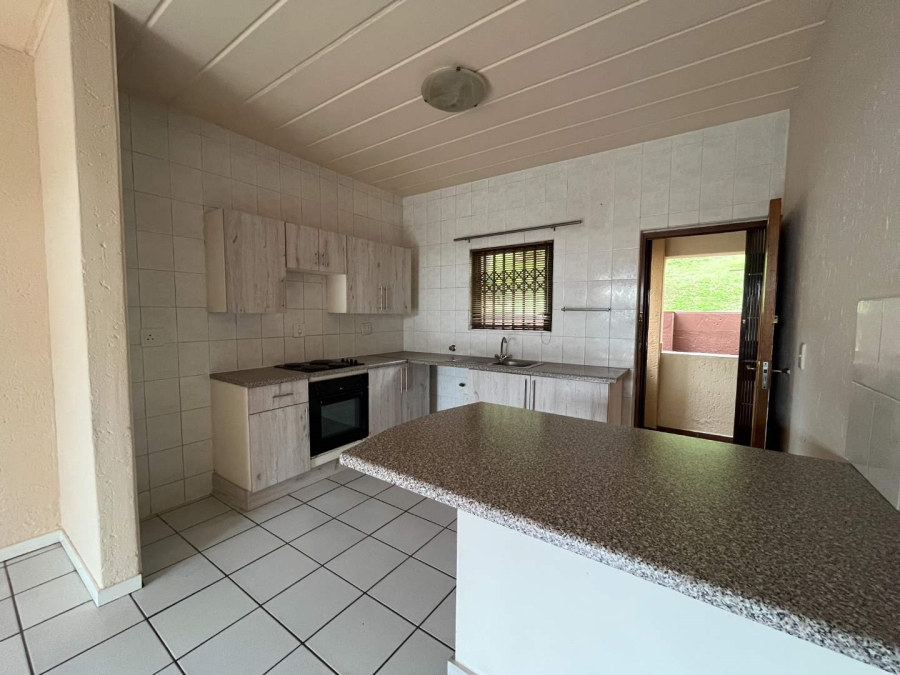 To Let 2 Bedroom Property for Rent in Weltevreden Park Gauteng