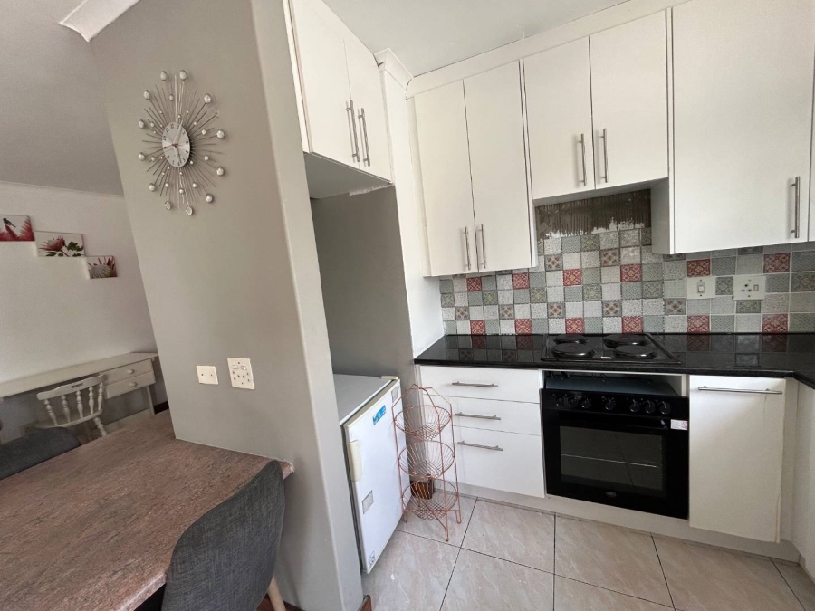 To Let 1 Bedroom Property for Rent in Sunninghill Gauteng