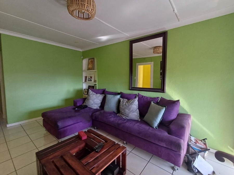 To Let 1 Bedroom Property for Rent in Fontainebleau Gauteng