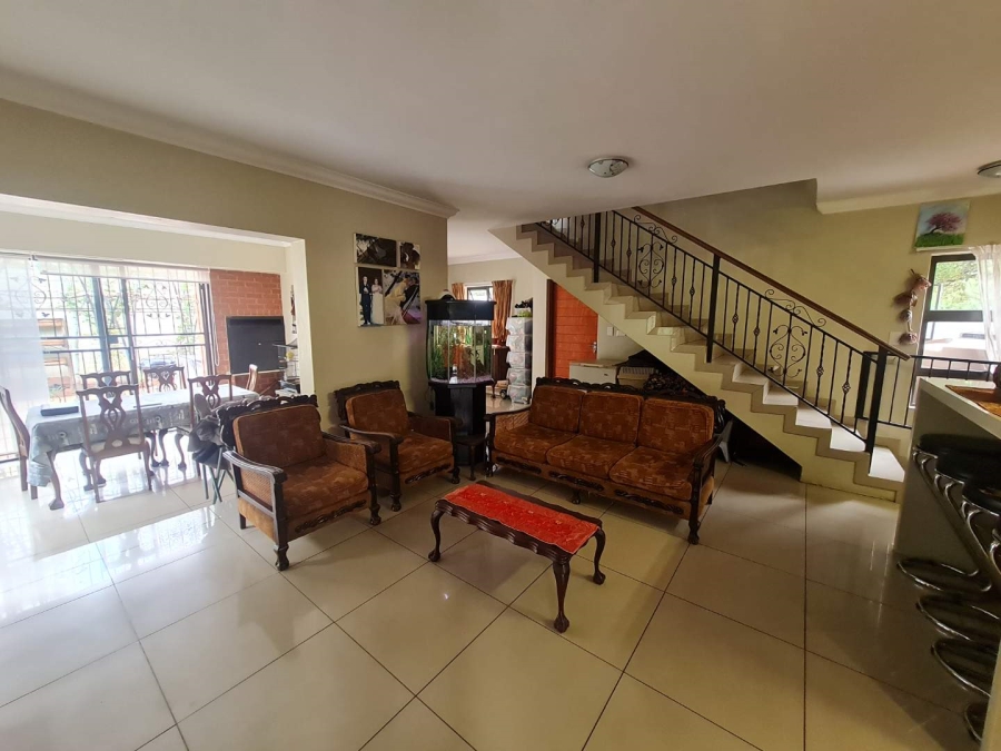 4 Bedroom Property for Sale in Clubview Gauteng