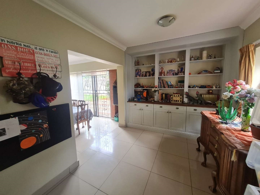 4 Bedroom Property for Sale in Clubview Gauteng