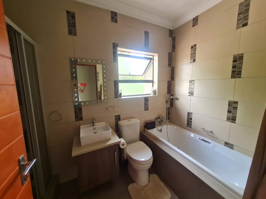 4 Bedroom Property for Sale in Clubview Gauteng