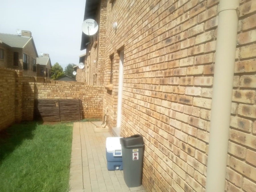 To Let 3 Bedroom Property for Rent in Benoni South Gauteng