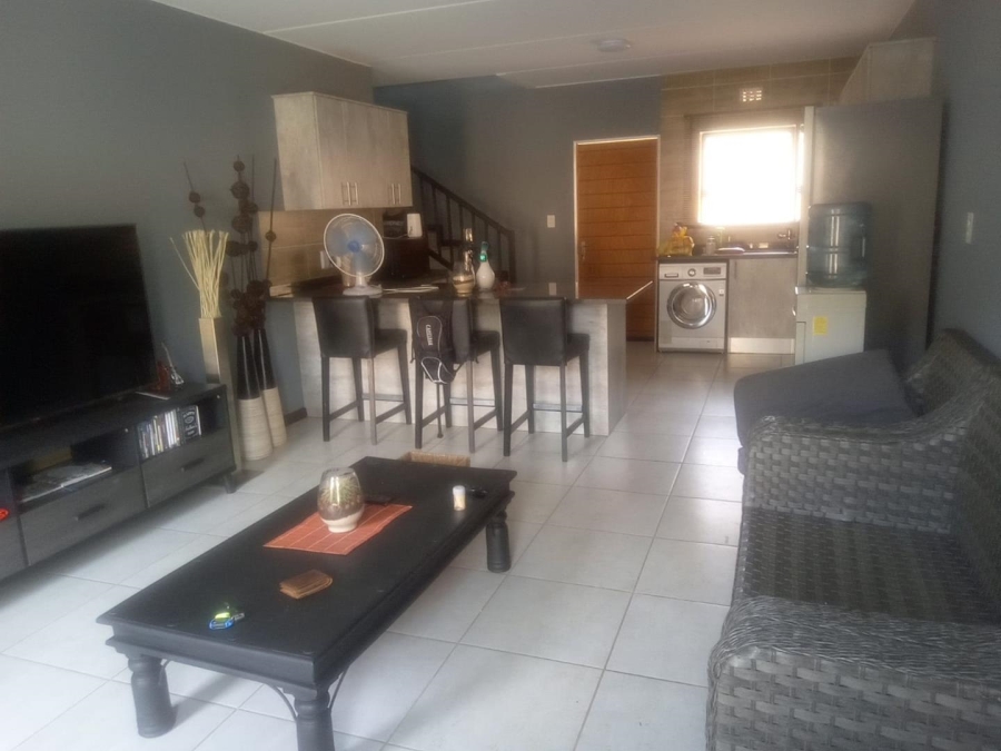 To Let 3 Bedroom Property for Rent in Benoni South Gauteng