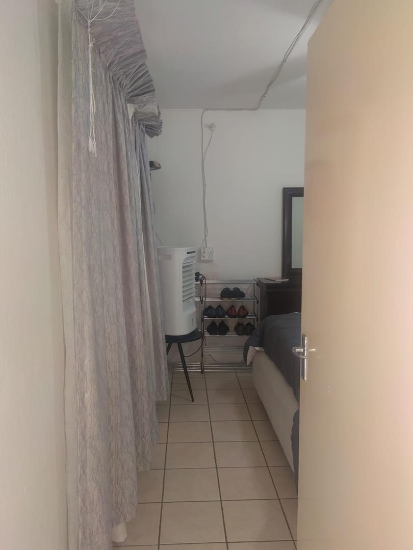 To Let 1 Bedroom Property for Rent in Bryanston Gauteng