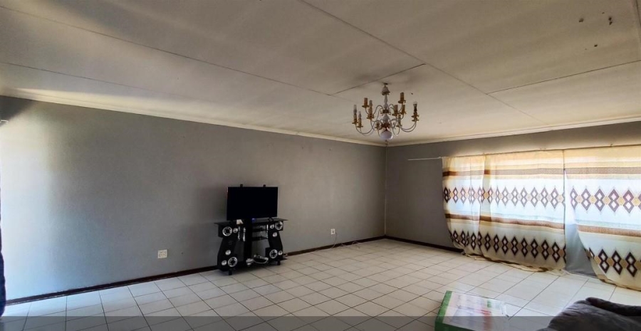 4 Bedroom Property for Sale in Birch Acres Gauteng