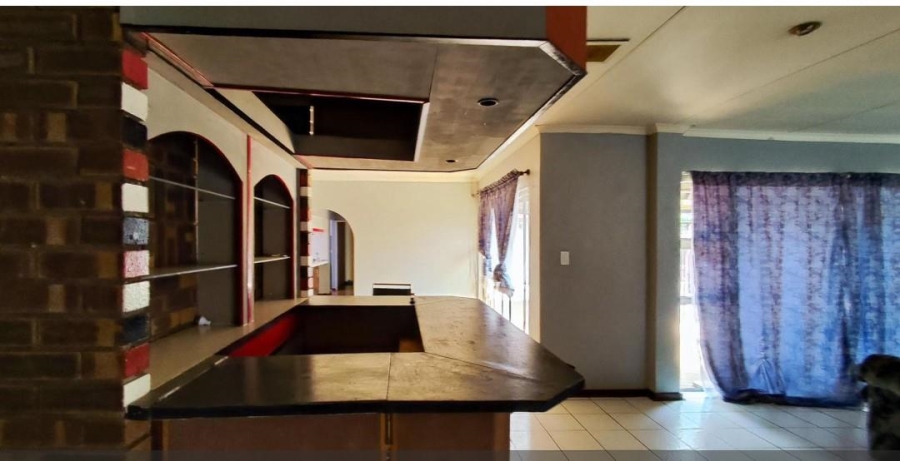 4 Bedroom Property for Sale in Birch Acres Gauteng