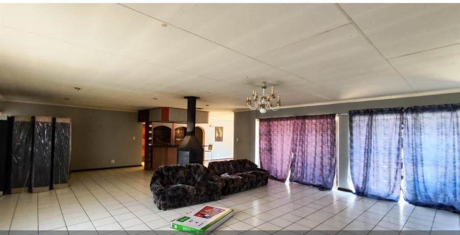 4 Bedroom Property for Sale in Birch Acres Gauteng