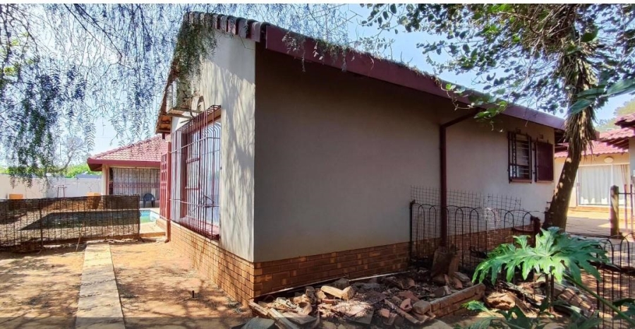 4 Bedroom Property for Sale in Birch Acres Gauteng