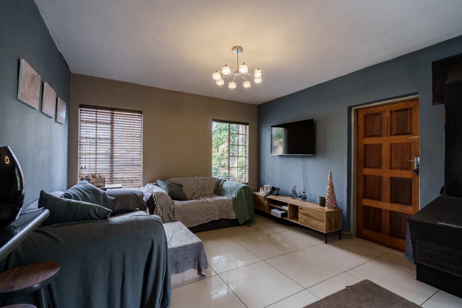 2 Bedroom Property for Sale in Honeydew Ridge Gauteng