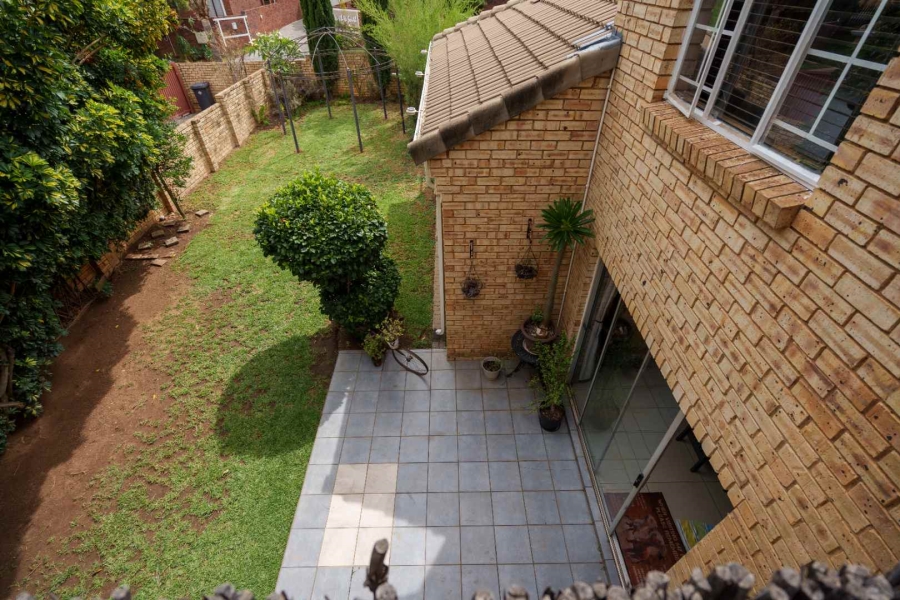 2 Bedroom Property for Sale in Honeydew Ridge Gauteng