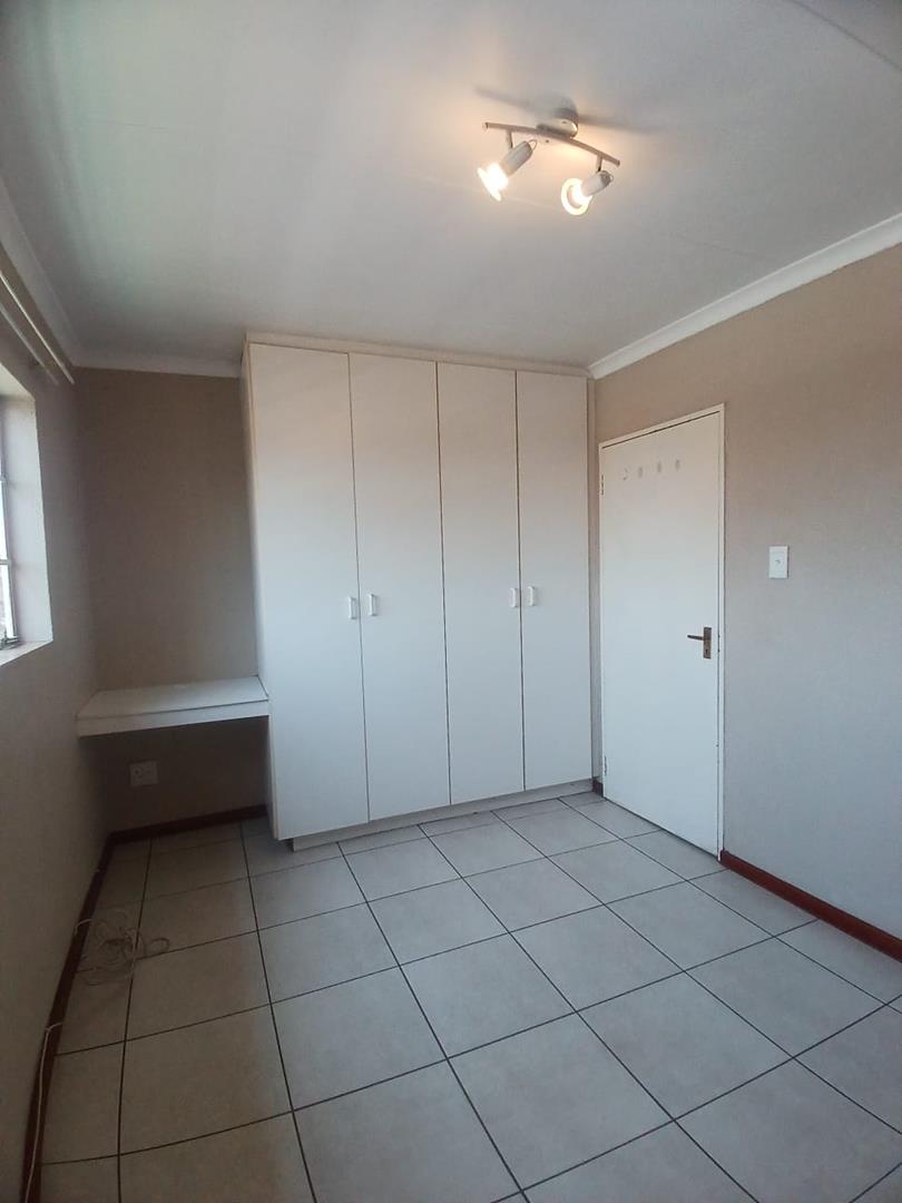 2 Bedroom Property for Sale in Primrose Hill Gauteng