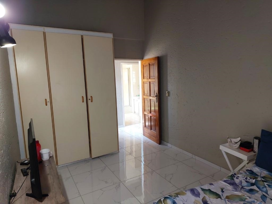 To Let 4 Bedroom Property for Rent in Woodmead Gauteng