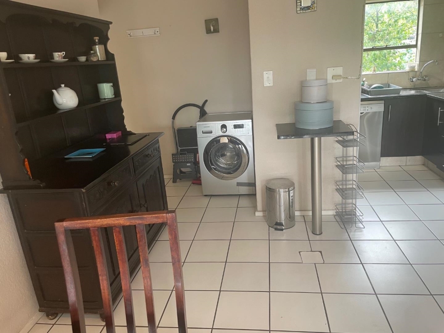 To Let 2 Bedroom Property for Rent in Morningside Gauteng