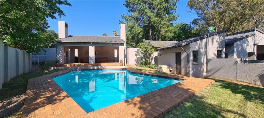 To Let 2 Bedroom Property for Rent in Morningside Gauteng