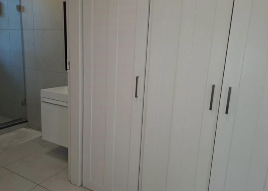 To Let 2 Bedroom Property for Rent in Sandton Central Gauteng